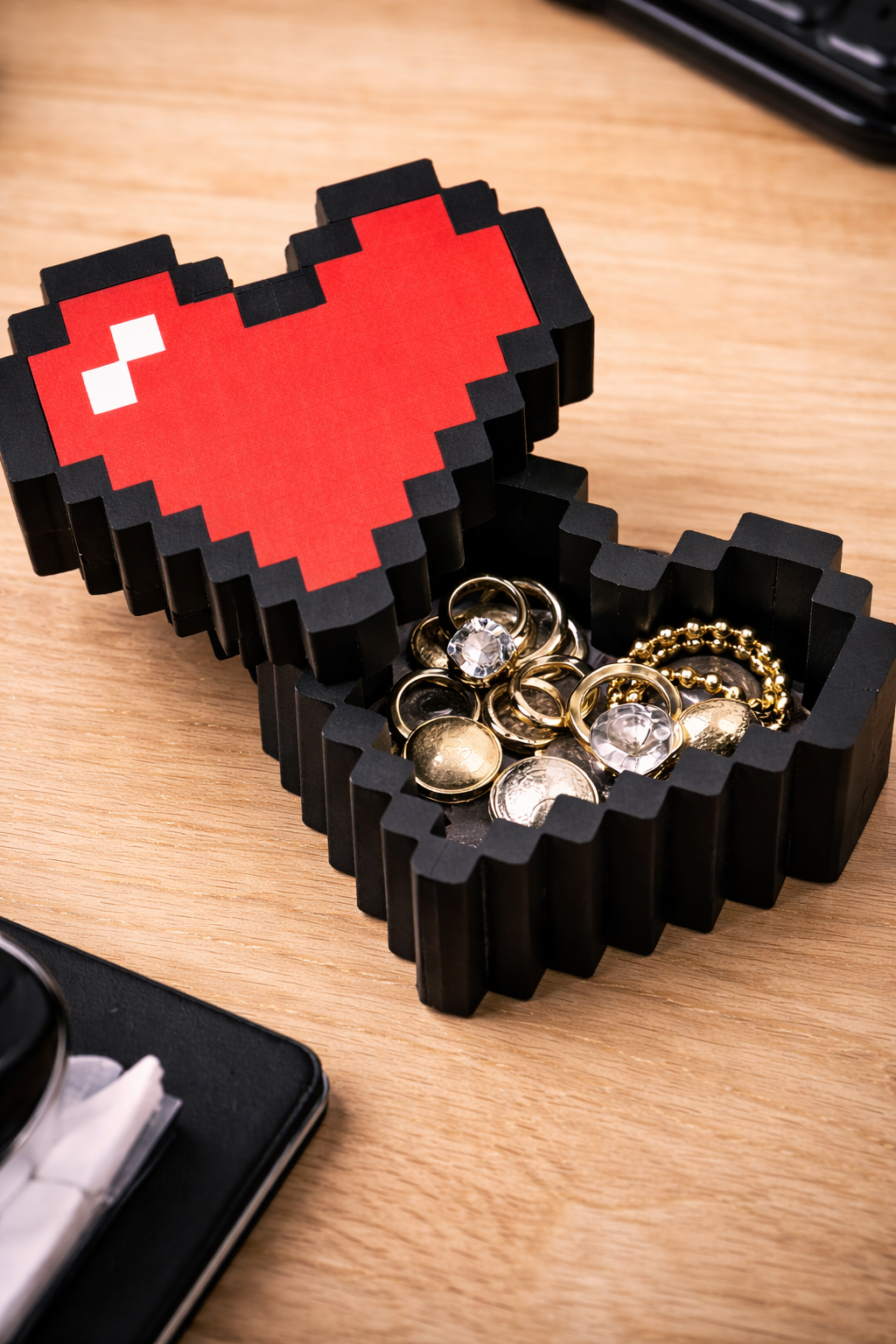 ❤️ Pixel Heart Storage Box