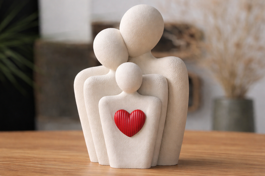 “Heart of Our Home” – Modern Family Love Sculpture