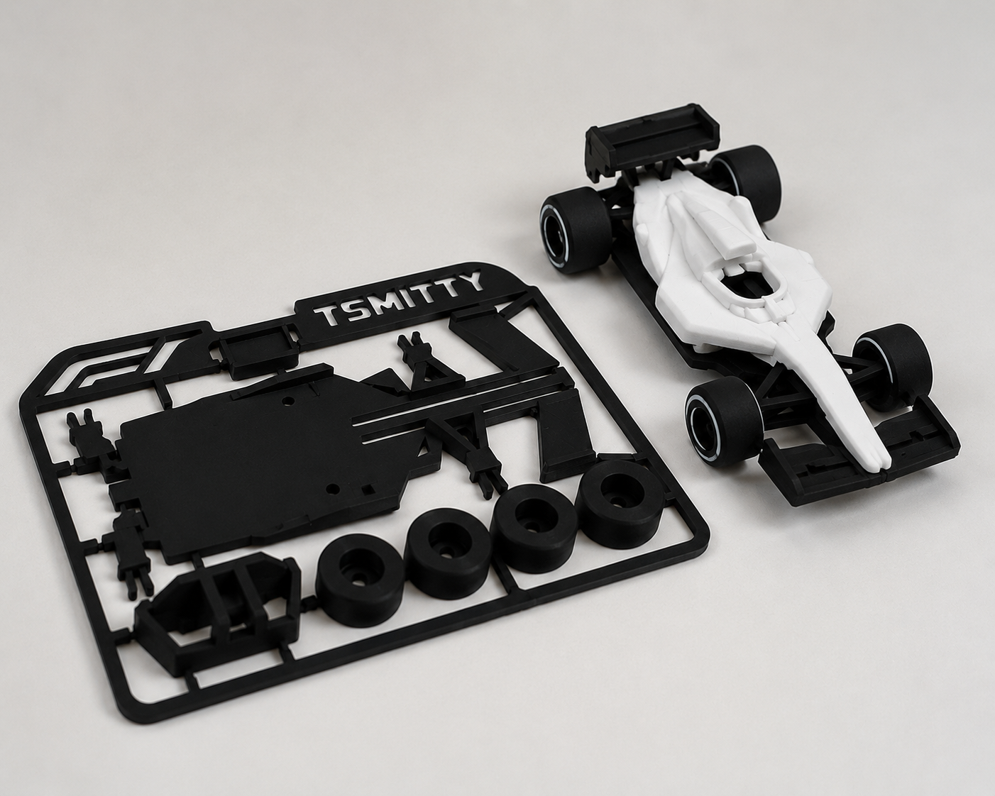 GridWorks F1 Build Kit – Formula Car Model